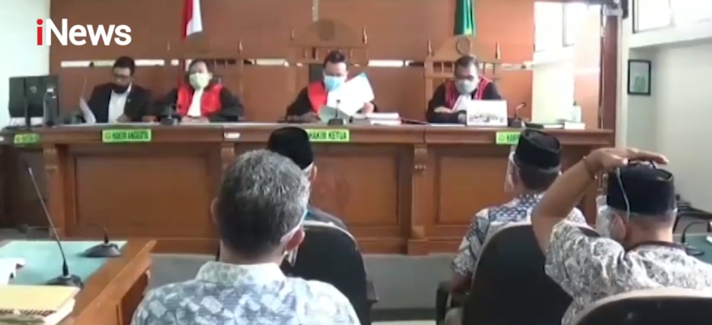 Pemalsuan Surat Tanah — Kepala Desa Cikarang — Fanny Matindas